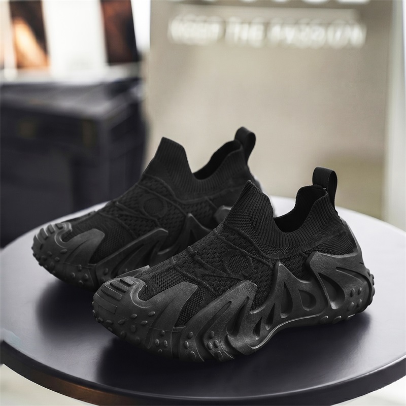 Sepatu Sneakers Rajut Slip On  - Running Gear On ulasan dan harga